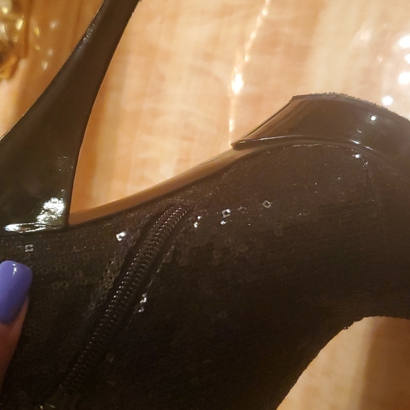 Size 8 black sequin platform booties. - Picture 8 of 9